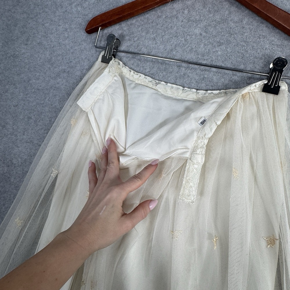 Whimsical Fairycore Ethereal Tulle Maxi Skirt XS Cream Gold Embroidered Bridal - Picture 14 of 16